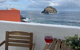 Vistas Impresionantes Al Mar De Garachico